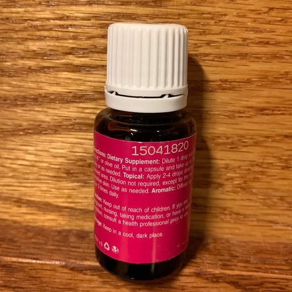 Young Living Essential Oils. Geranium. NEW never opened bottle. 15 ml. - Picture 2 of 3